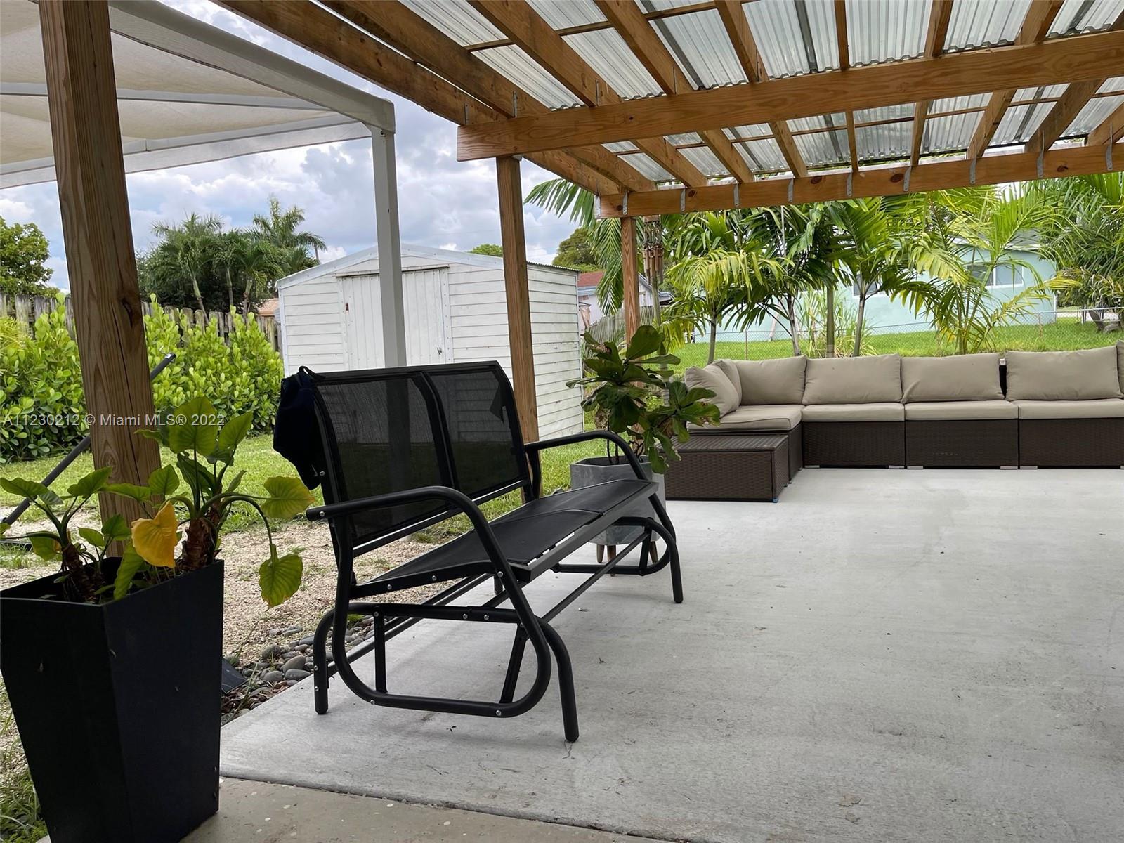 RO-LEN ACRES 2ND ADD - Residential