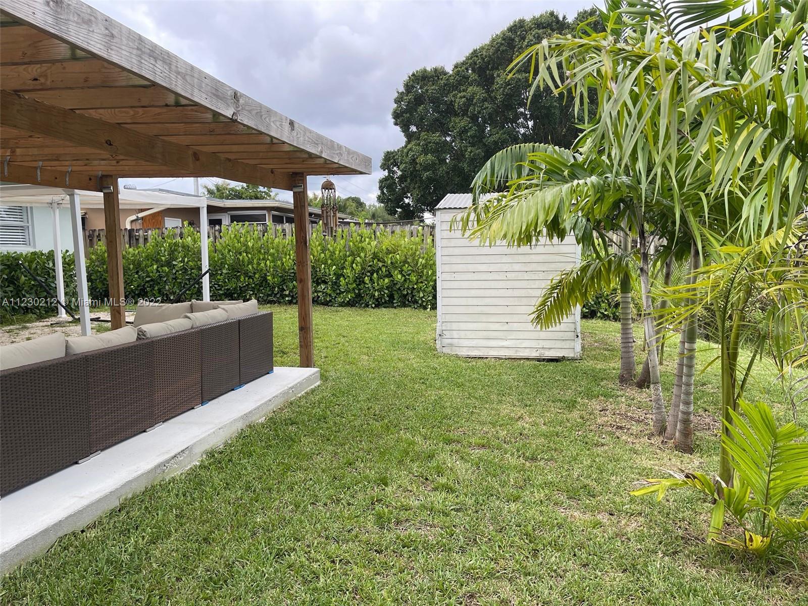 RO-LEN ACRES 2ND ADD - Residential