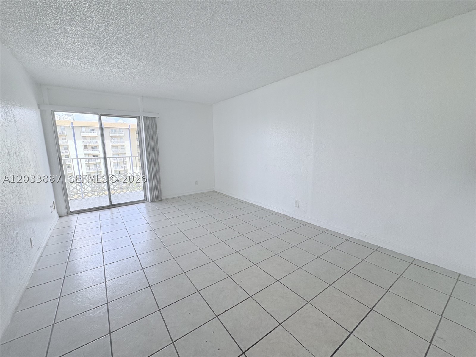 YOLANDA VILLAS CONDO - Residential Lease