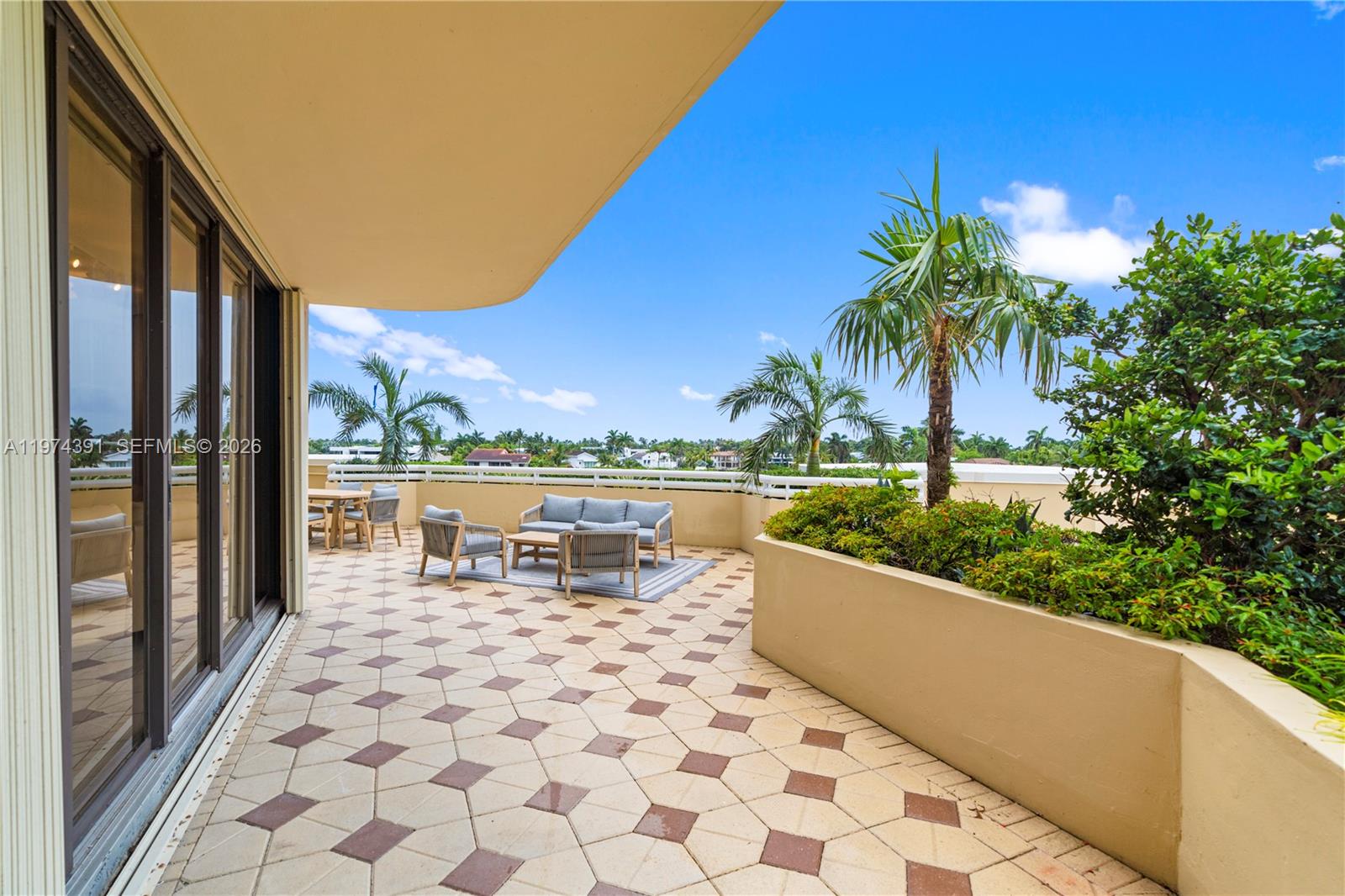 TERRACES NORTH TURNBERRY - Residential