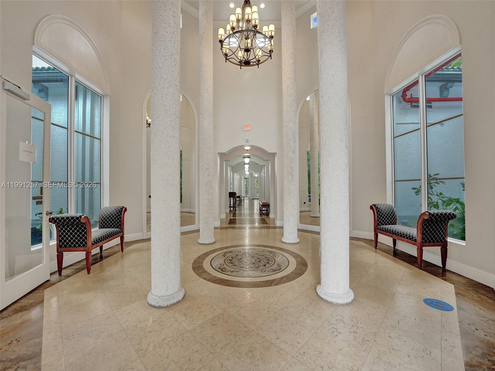 VIZCAYA LAKES CONDO - Residential