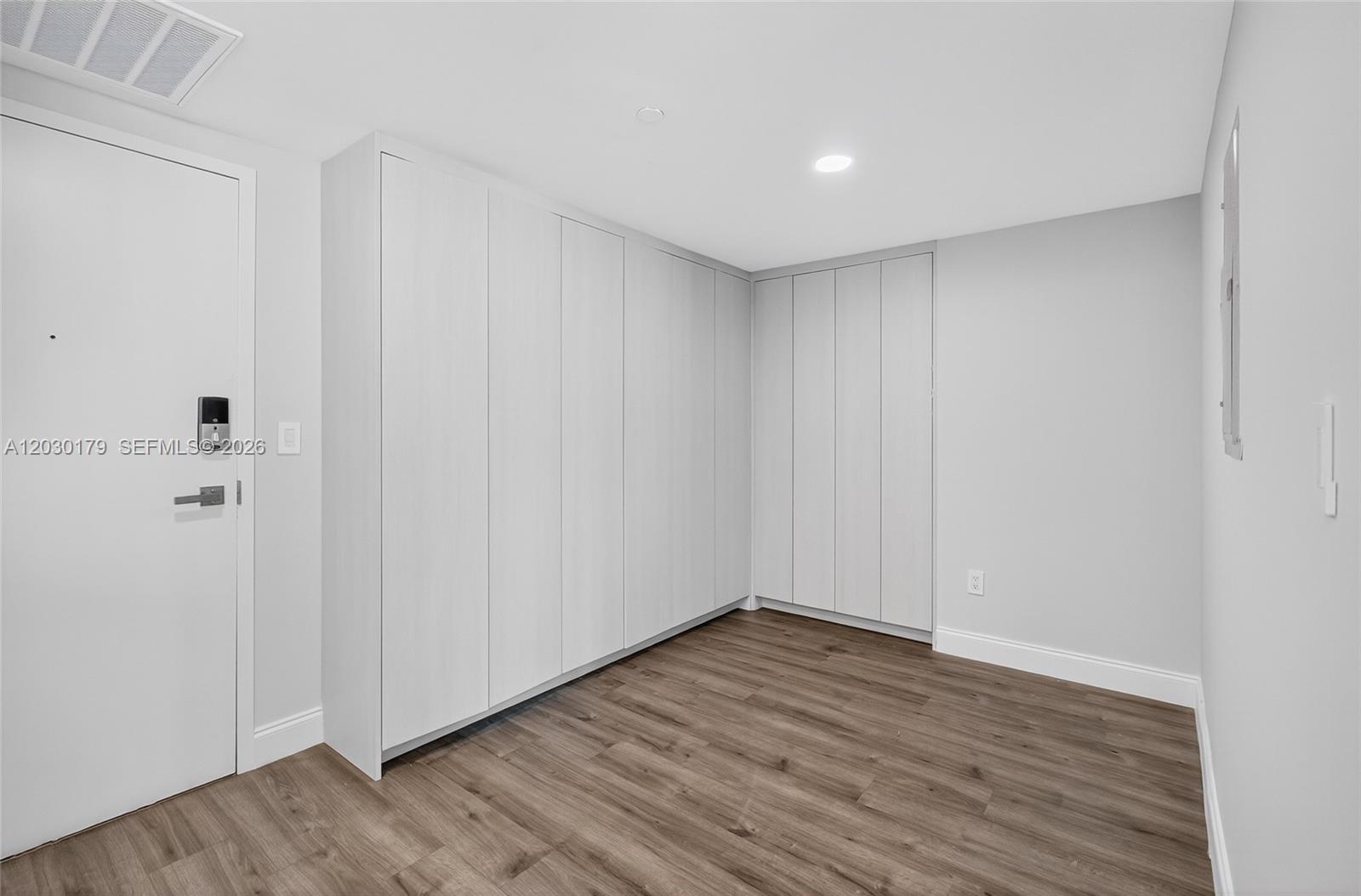 WIND CONDO UNIT 1705 - Residential
