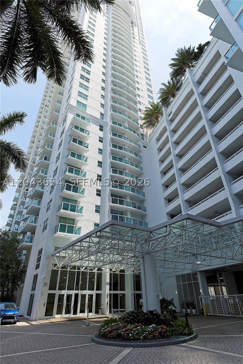 BRICKELL ON THE RIVER N T - Residential Lease