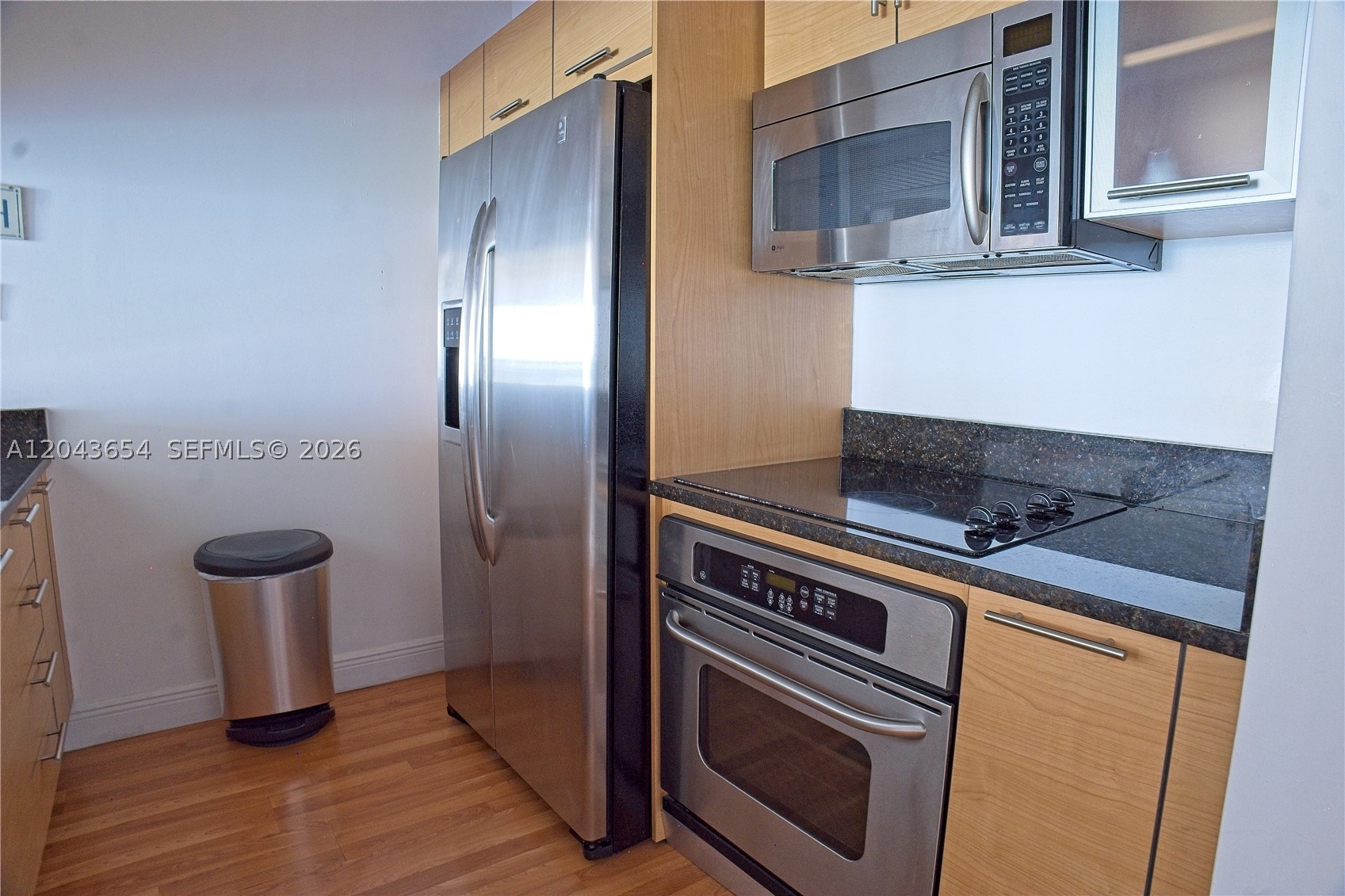 BRICKELL ON THE RIVER N T - Residential Lease