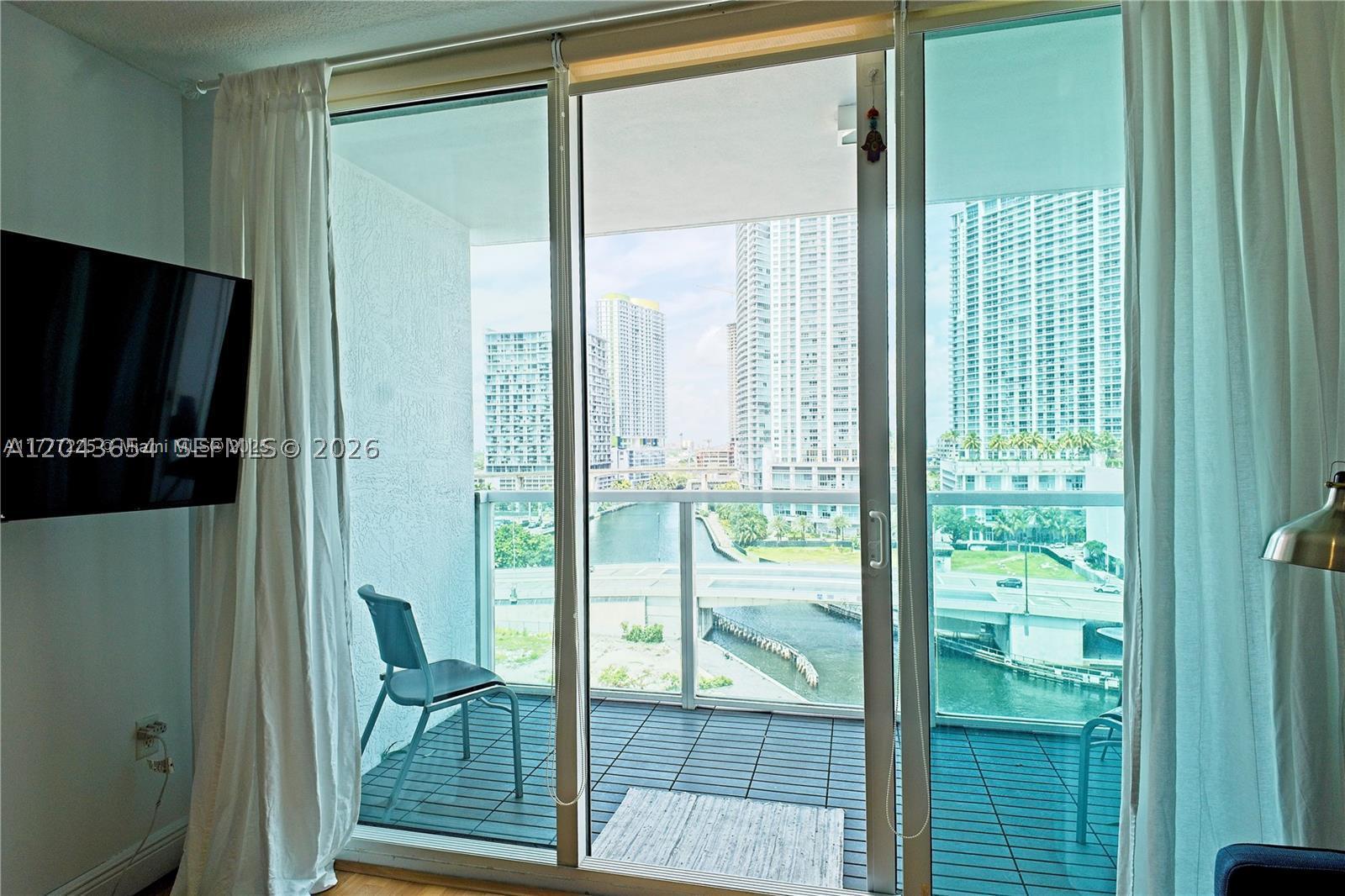 BRICKELL ON THE RIVER N T - Residential Lease