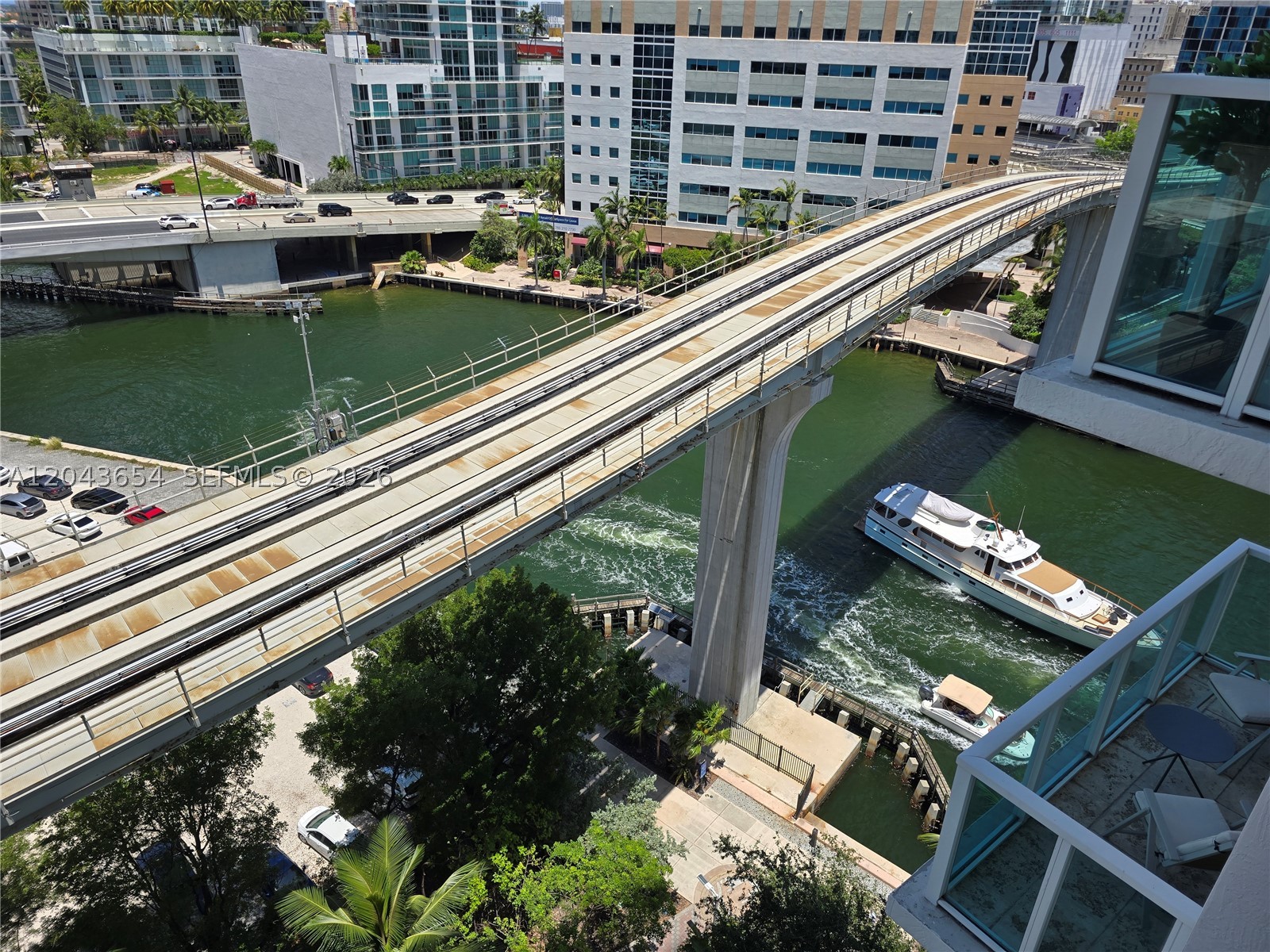 BRICKELL ON THE RIVER N T - Residential Lease