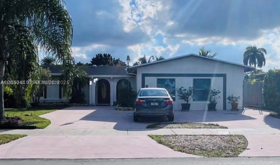 WINSTON PARK UNIT 7 - Residential Lease