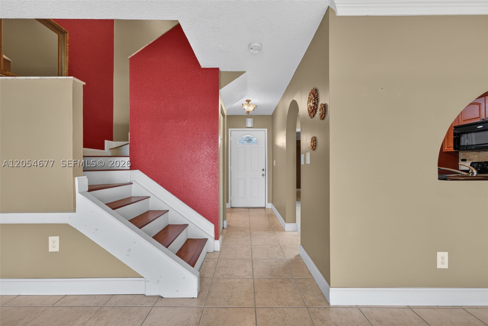 TOWNHOMES OF COUNTRY LAKE - Residential