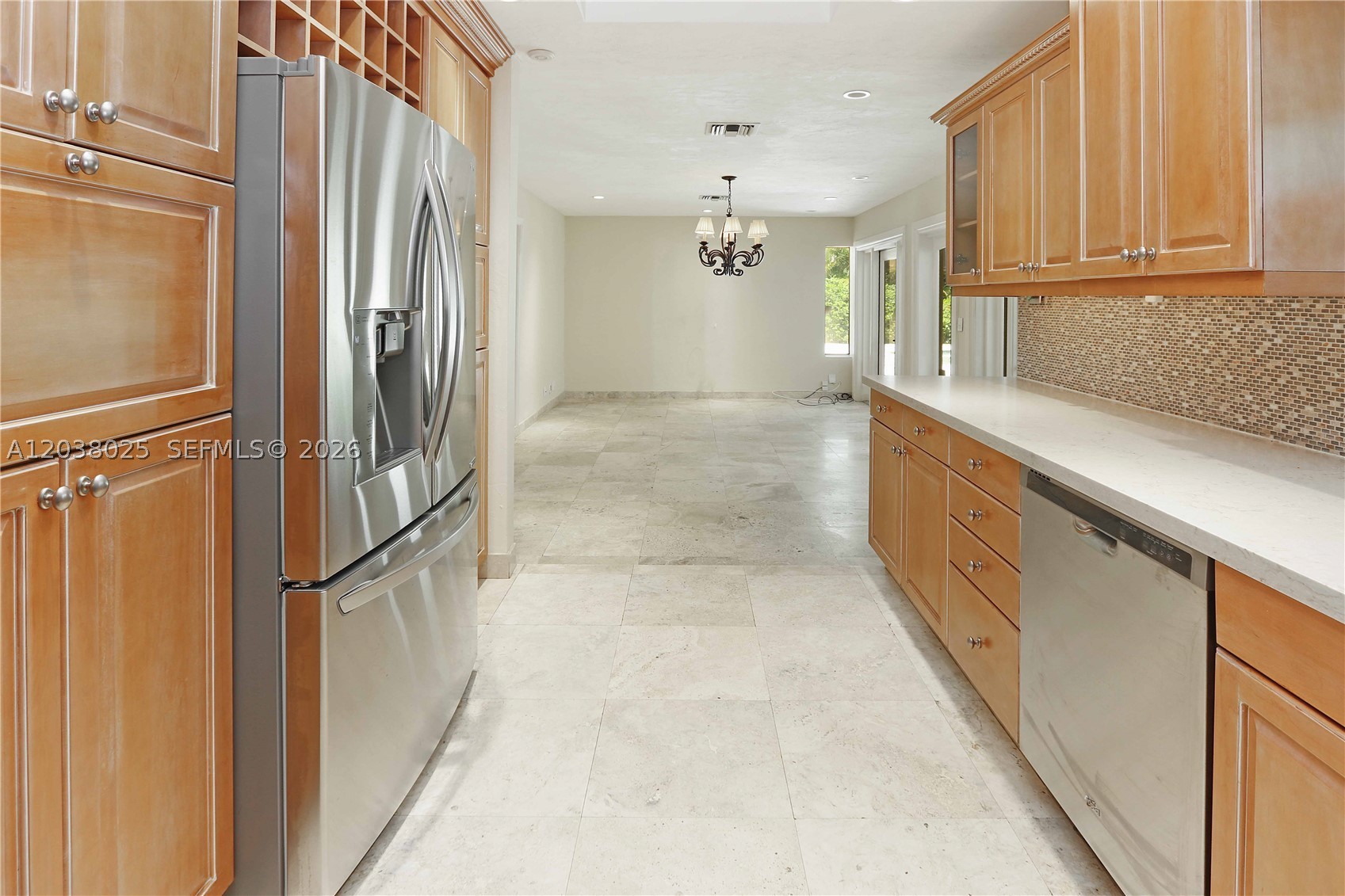 HOLLYWOOD LAKES SECTION - Residential Lease