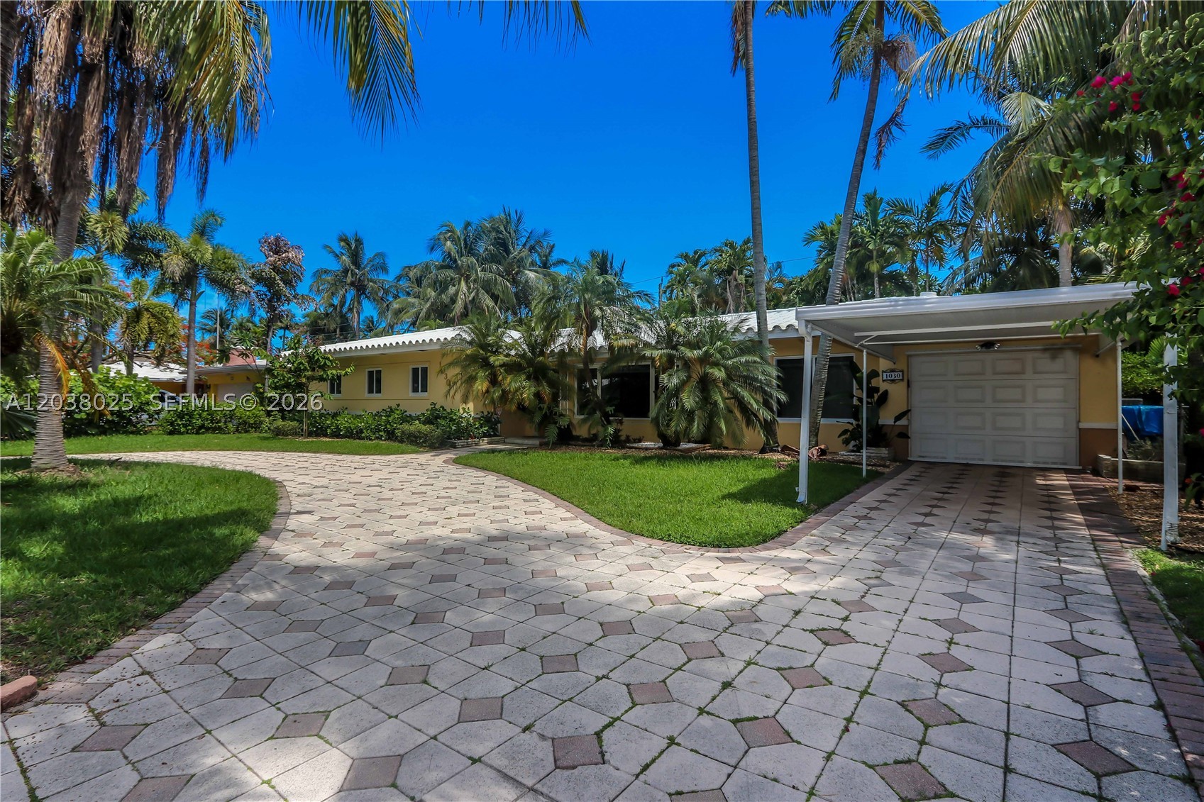 HOLLYWOOD LAKES SECTION - Residential Lease