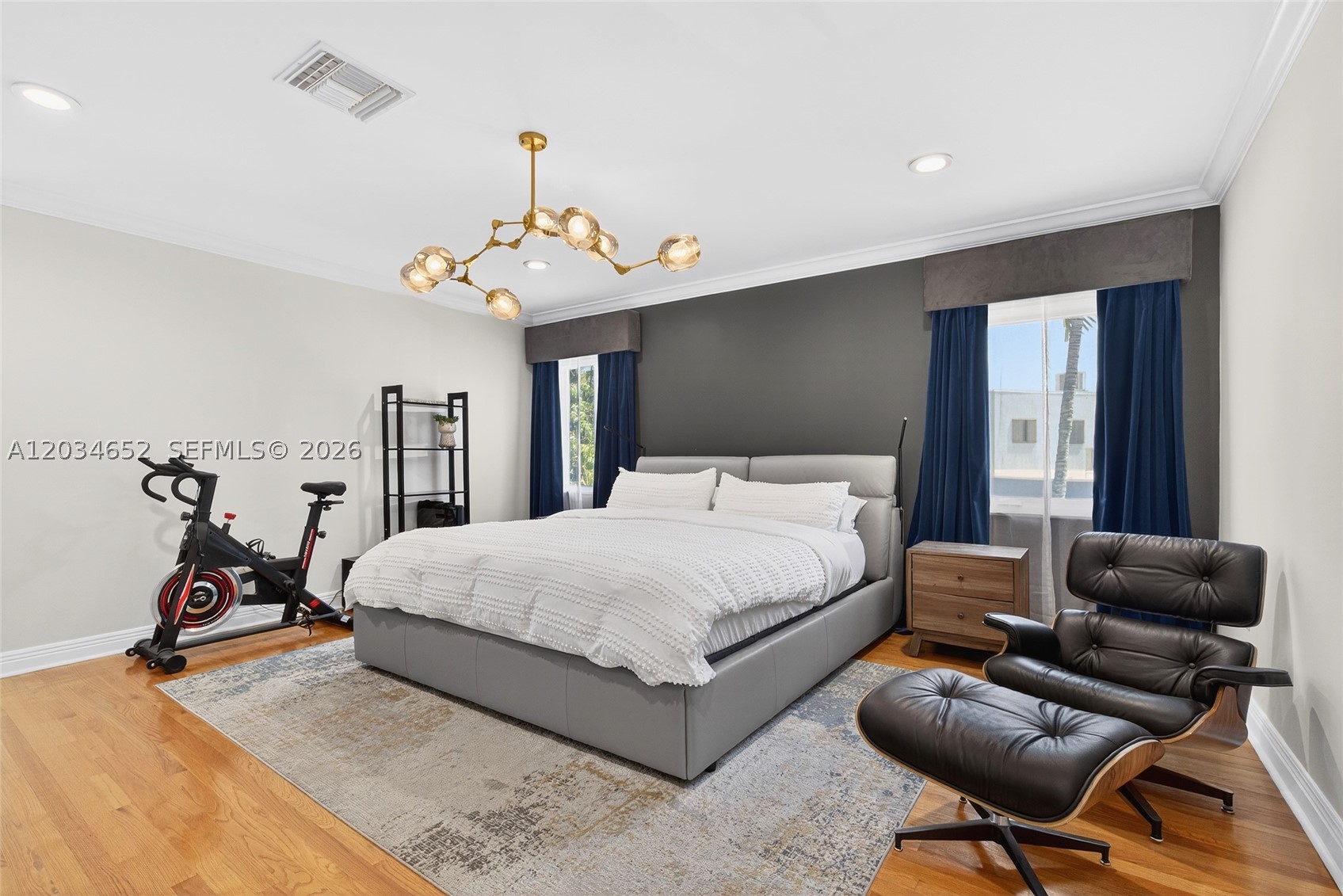 BEACON MANOR - Residential