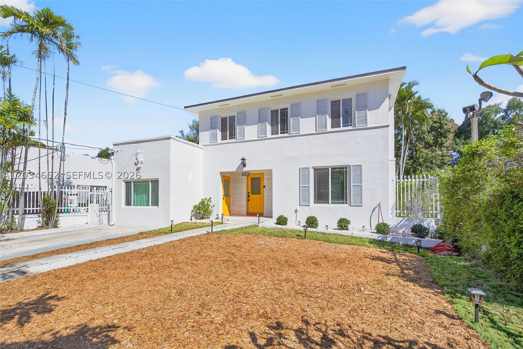 BEACON MANOR - Residential