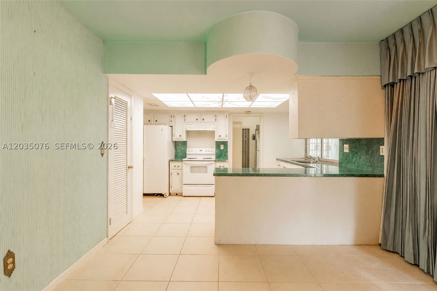 ROSE GLEN SUB 3RD ADDN - Residential