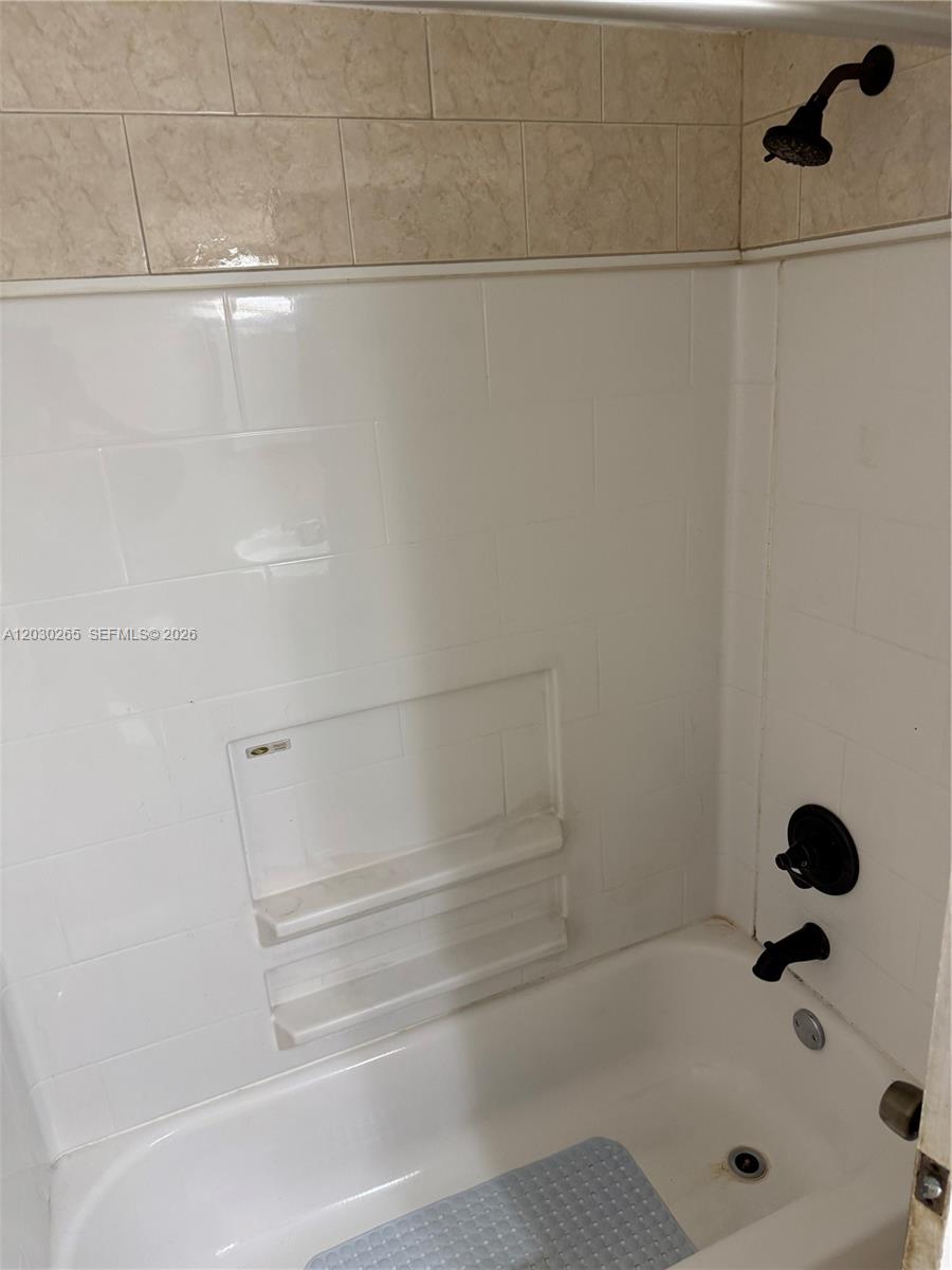 REGENCY COVE CONDO - Residential Lease