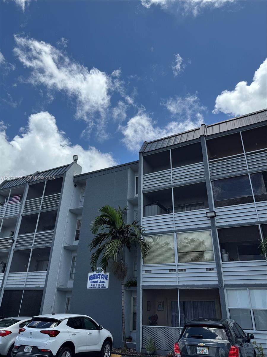 REGENCY COVE CONDO - Residential Lease