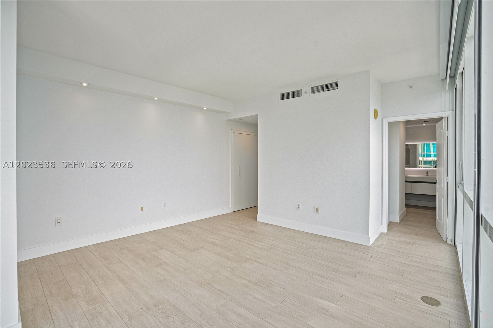 SKYLINE ON BRICKELL CONDO - Residential Lease
