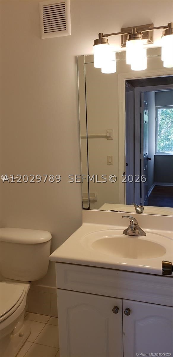 COVE AT FRENCH VILLAS CON - Residential Lease