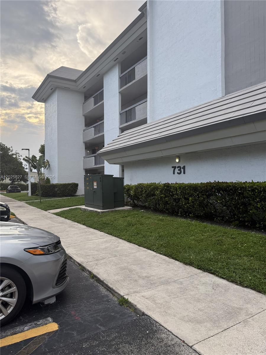 BELASERA AT PINE ISLAND C - Residential Lease