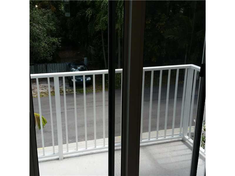 AVENTURA PLACE - Residential Lease