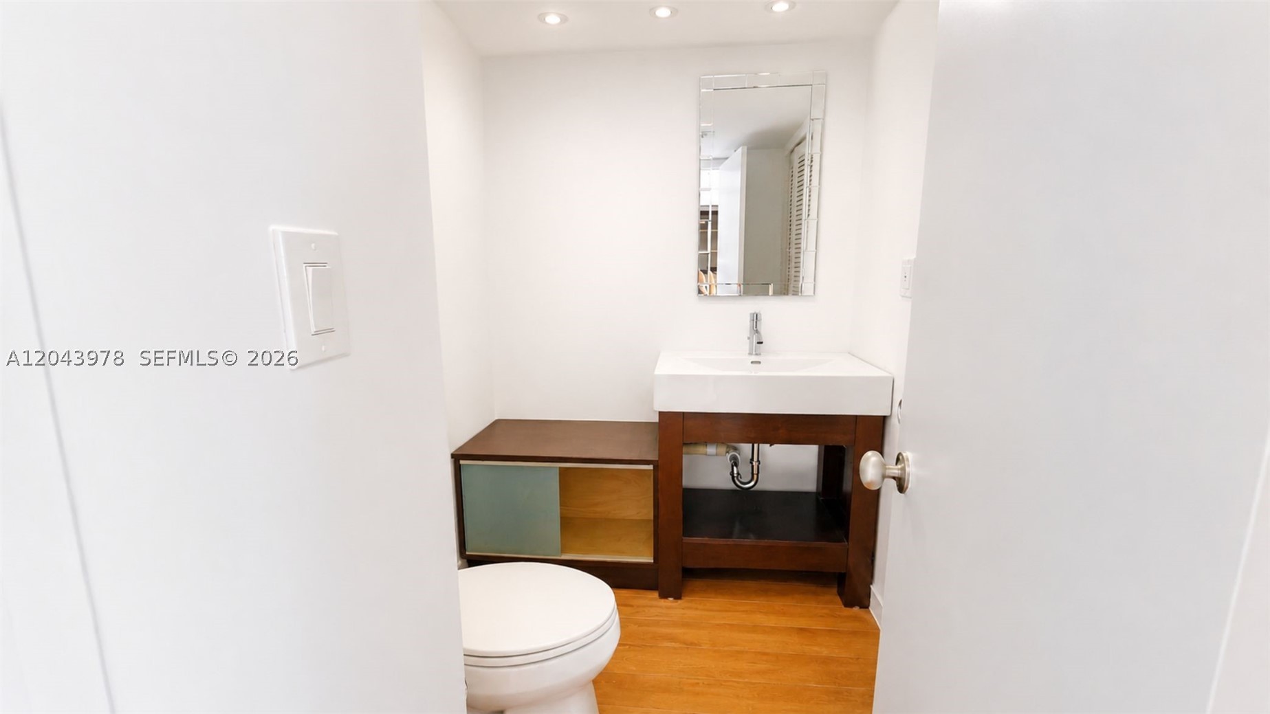 BRICKELL PLACE CONDO - Residential
