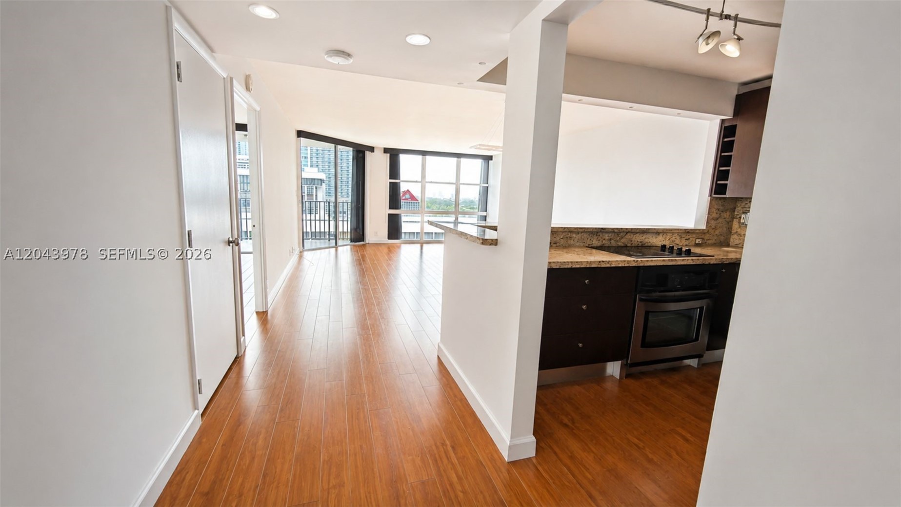 BRICKELL PLACE CONDO - Residential