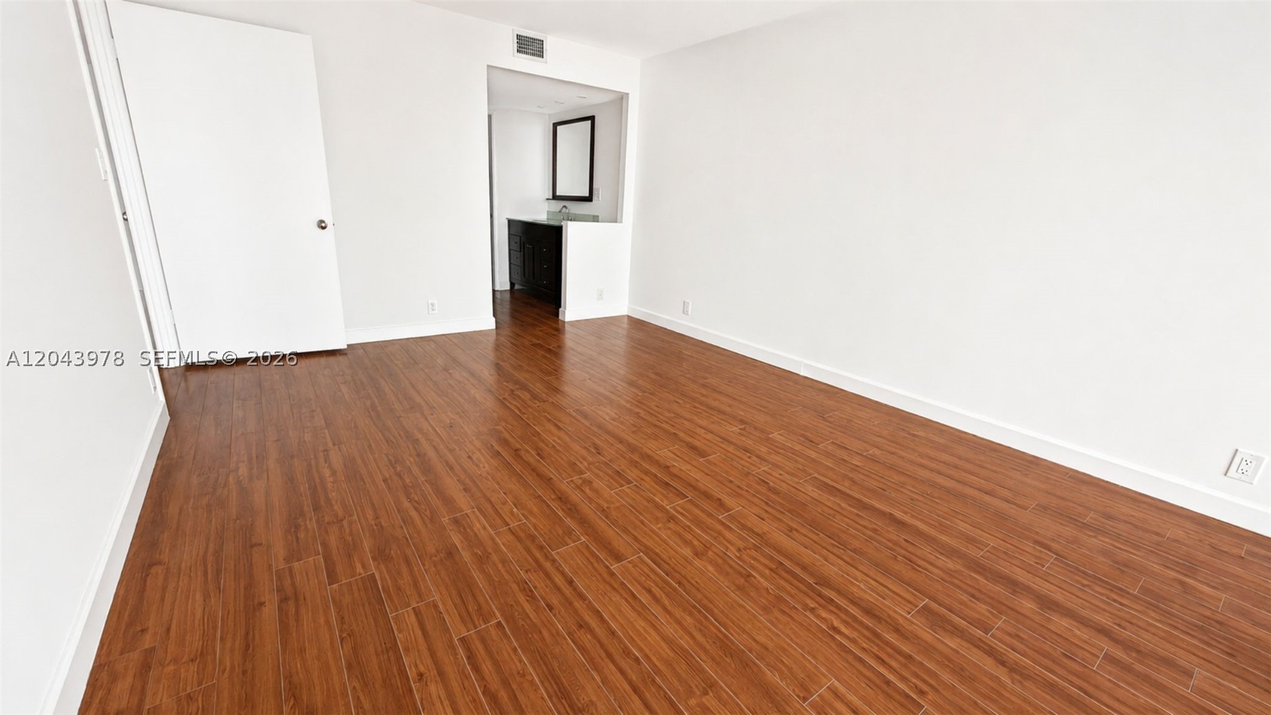 BRICKELL PLACE CONDO - Residential