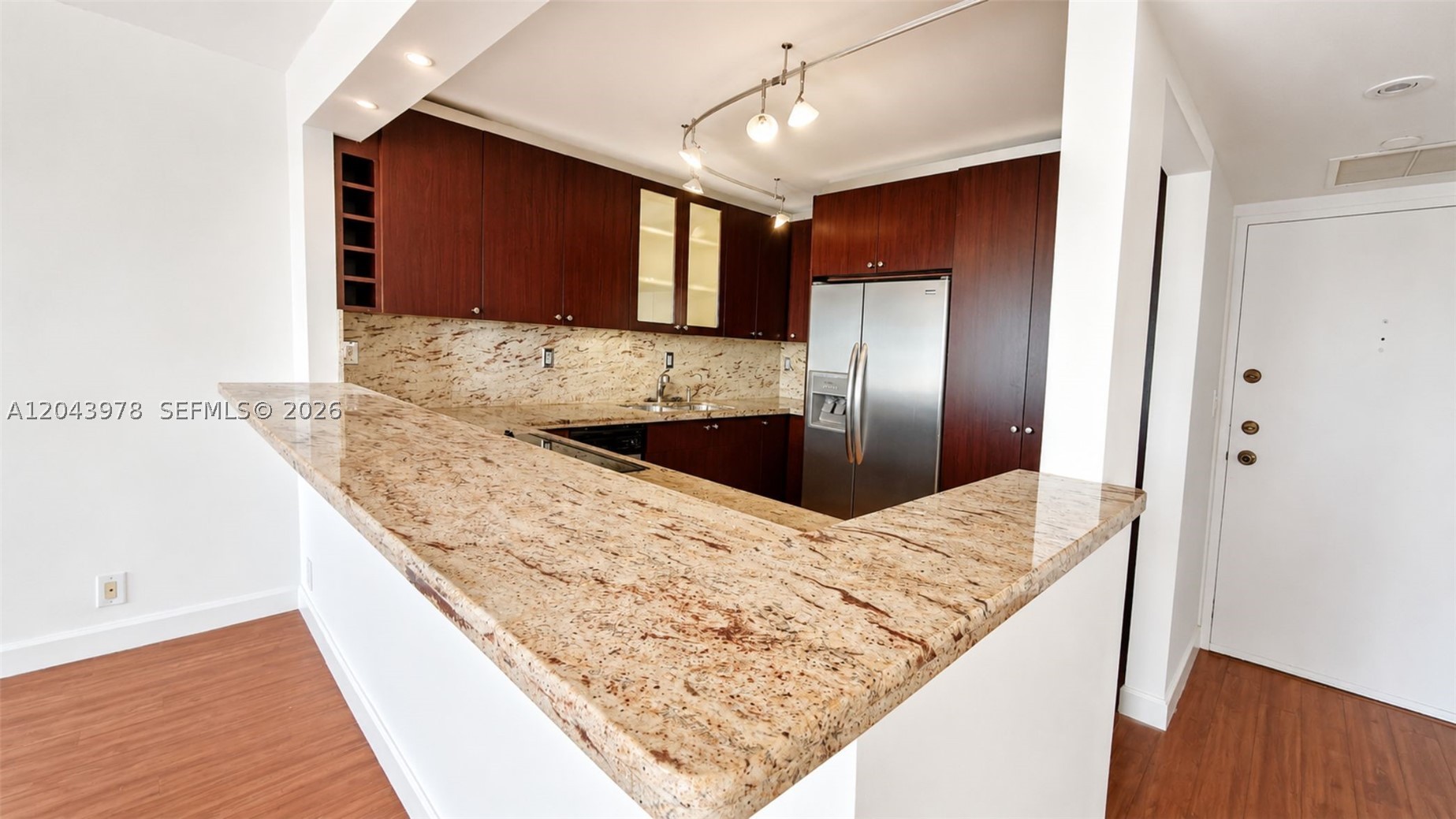 BRICKELL PLACE CONDO - Residential