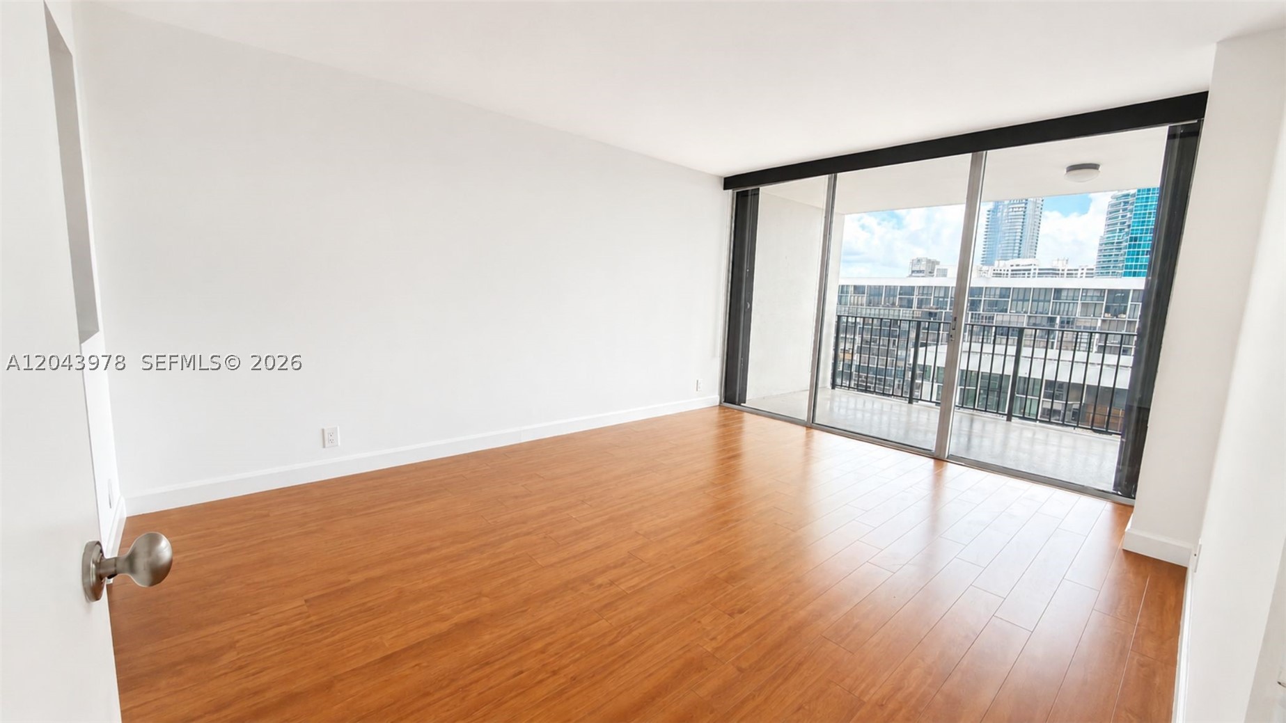 BRICKELL PLACE CONDO - Residential