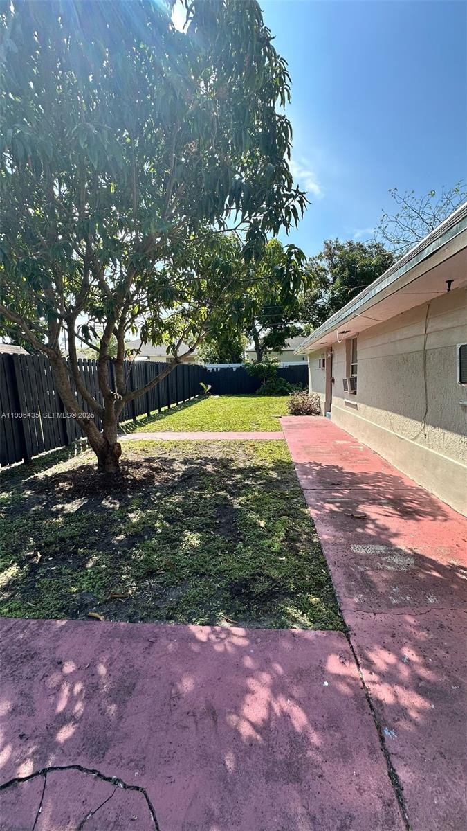 COLLEGE TRACT - Residential Income