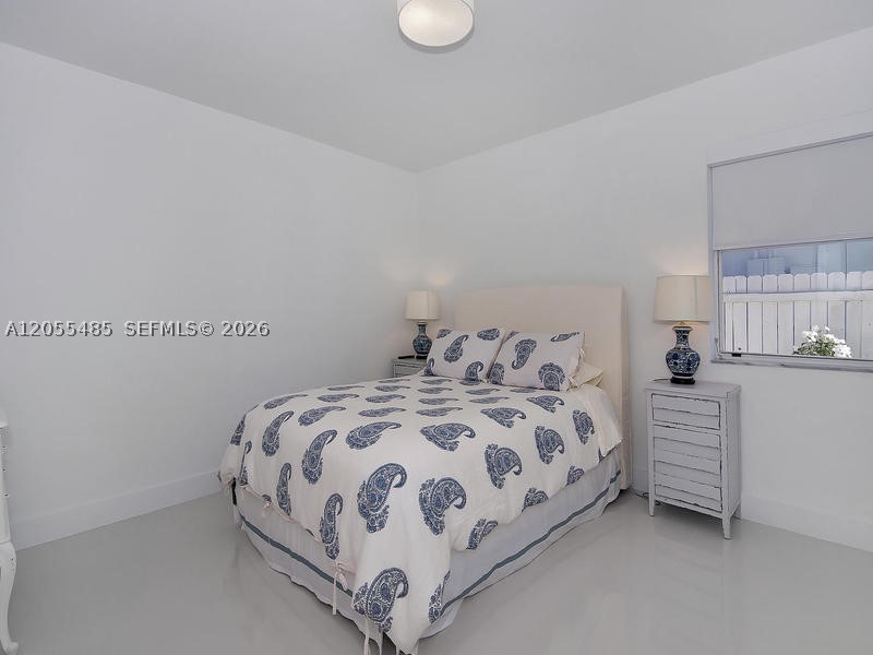 BISCAYNE POINT - Residential Lease