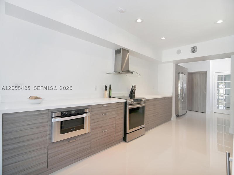 BISCAYNE POINT - Residential Lease