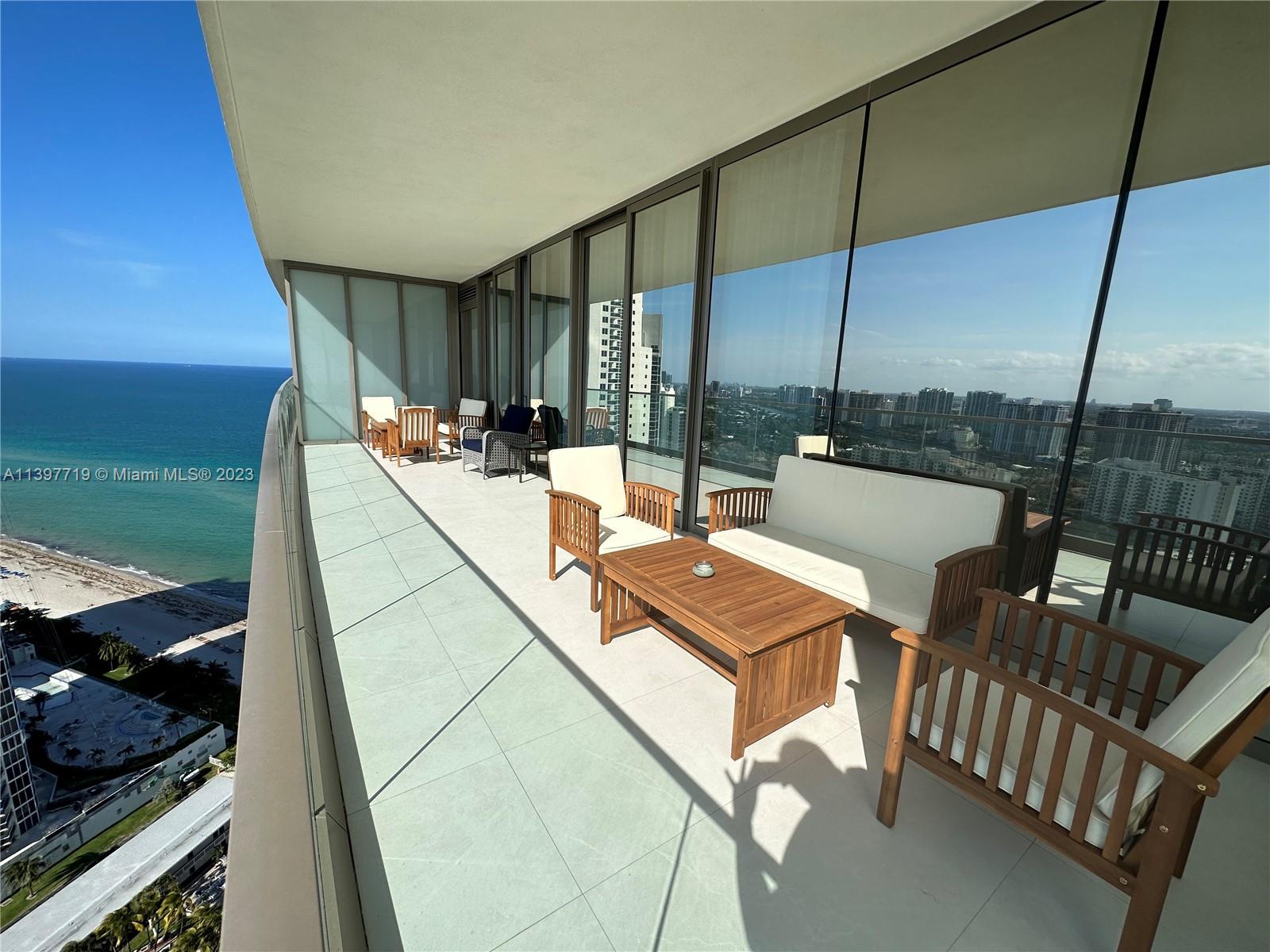 ARMANI - Residential