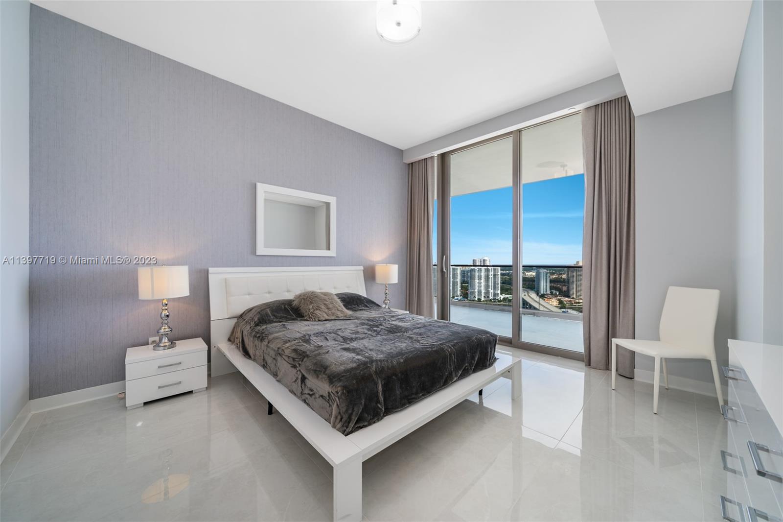 ARMANI - Residential