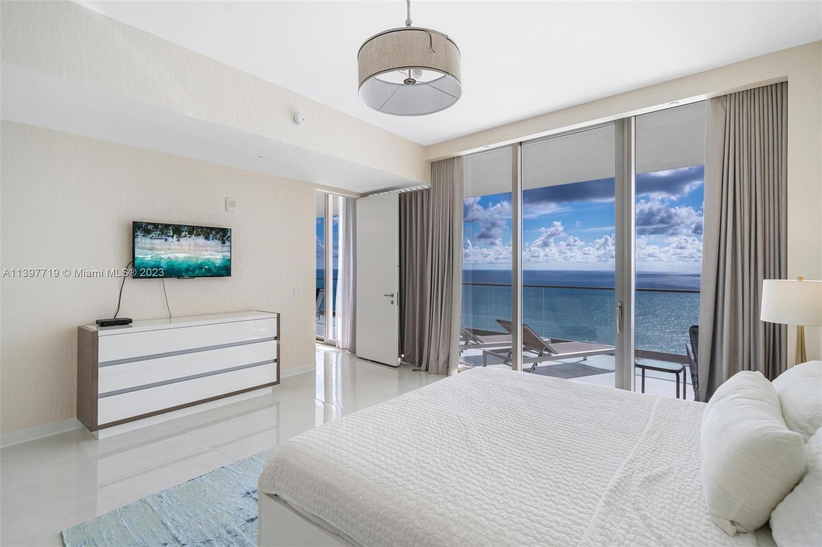 ARMANI - Residential