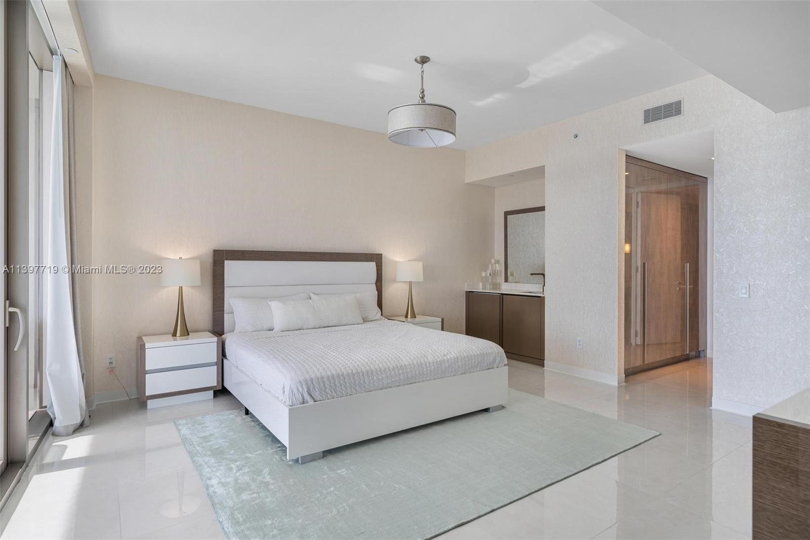ARMANI - Residential