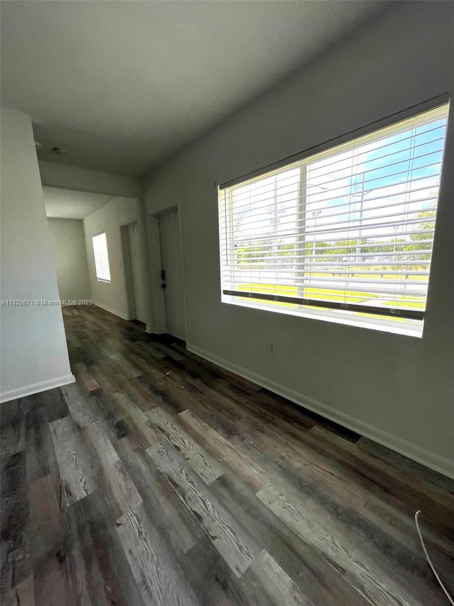 SUNSET PALM VILLAS CONDO - Residential Lease