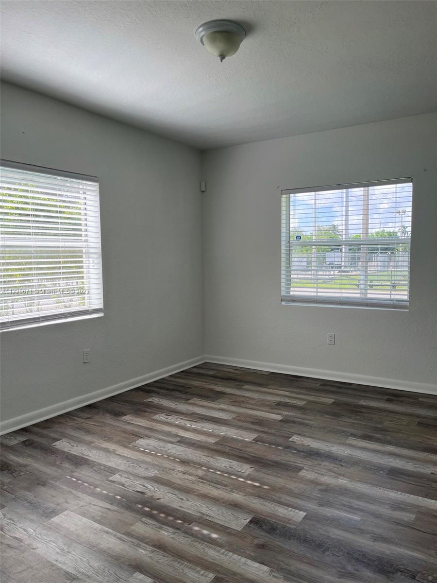 SUNSET PALM VILLAS CONDO - Residential Lease