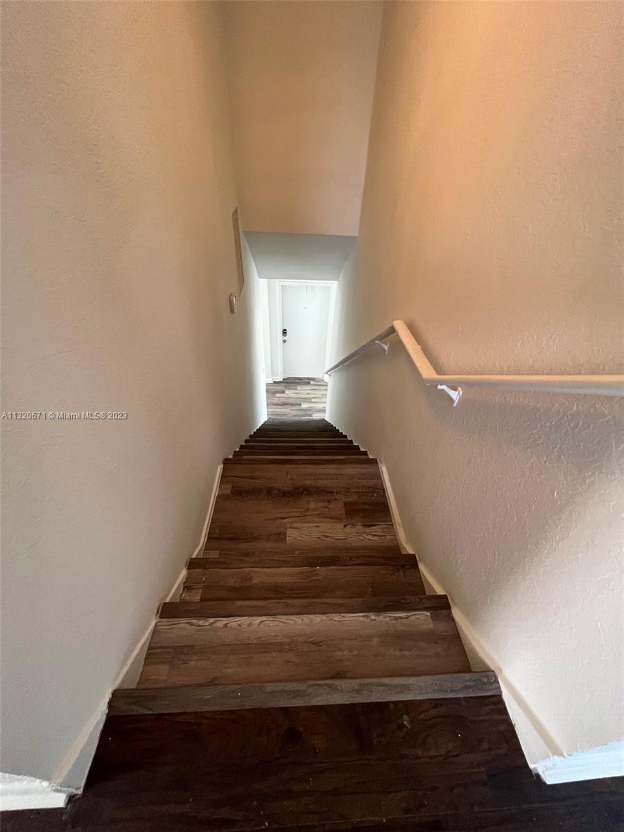 SUNSET PALM VILLAS CONDO - Residential Lease