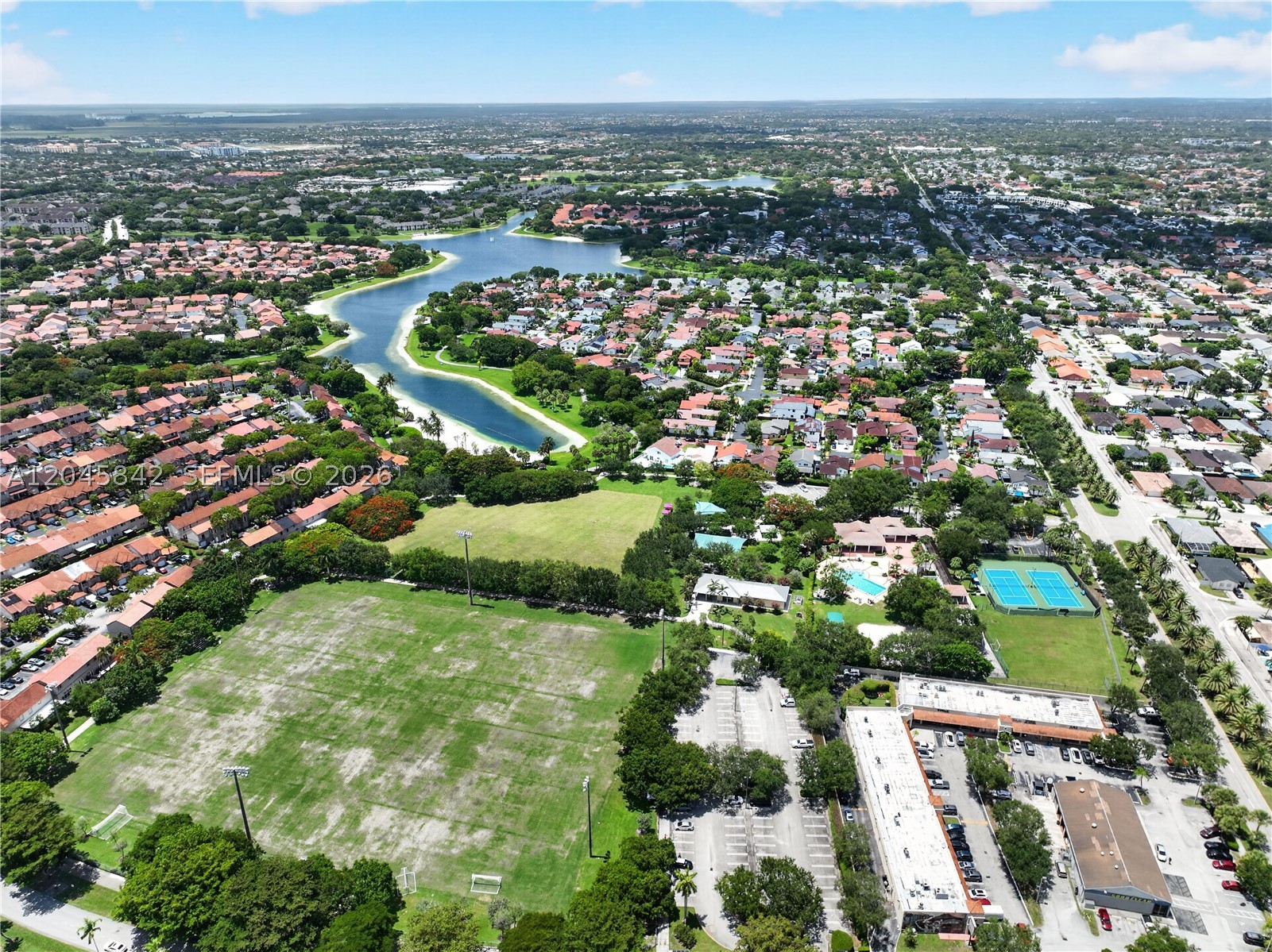 VILLAS AT THE HAMMOCKS CO - Residential