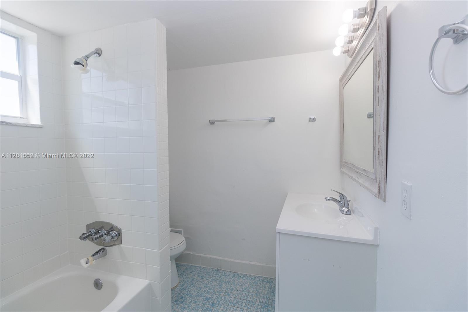 LA SALLE PARK CONDO - Residential