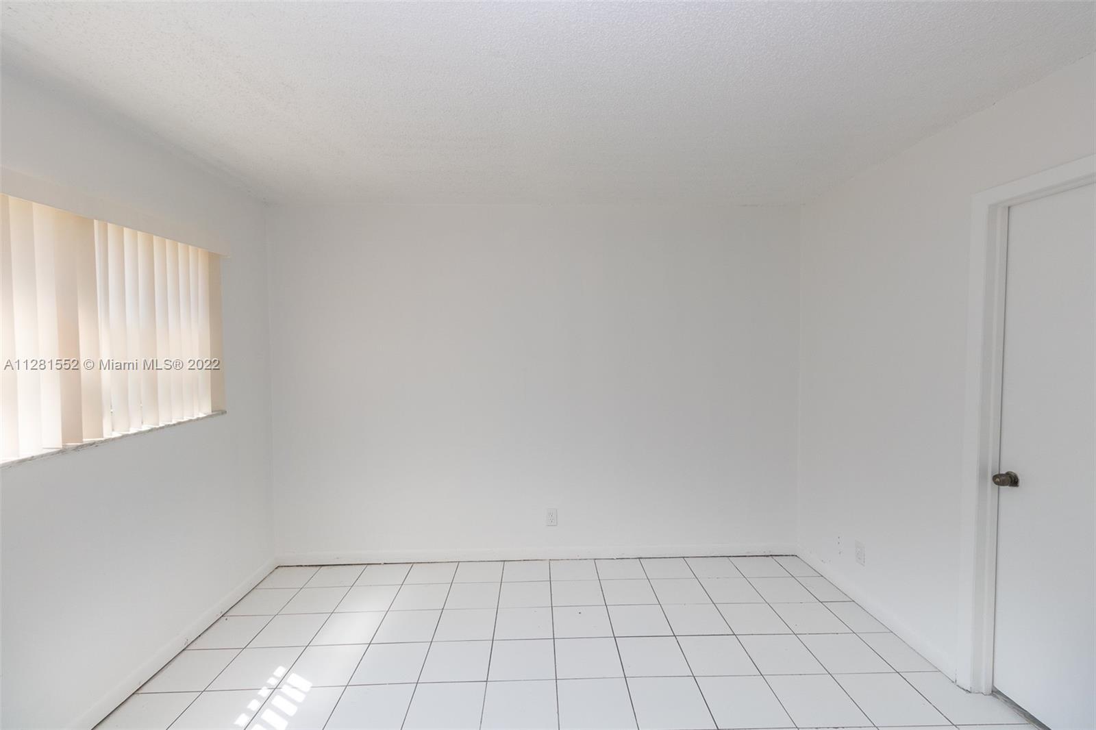 LA SALLE PARK CONDO - Residential