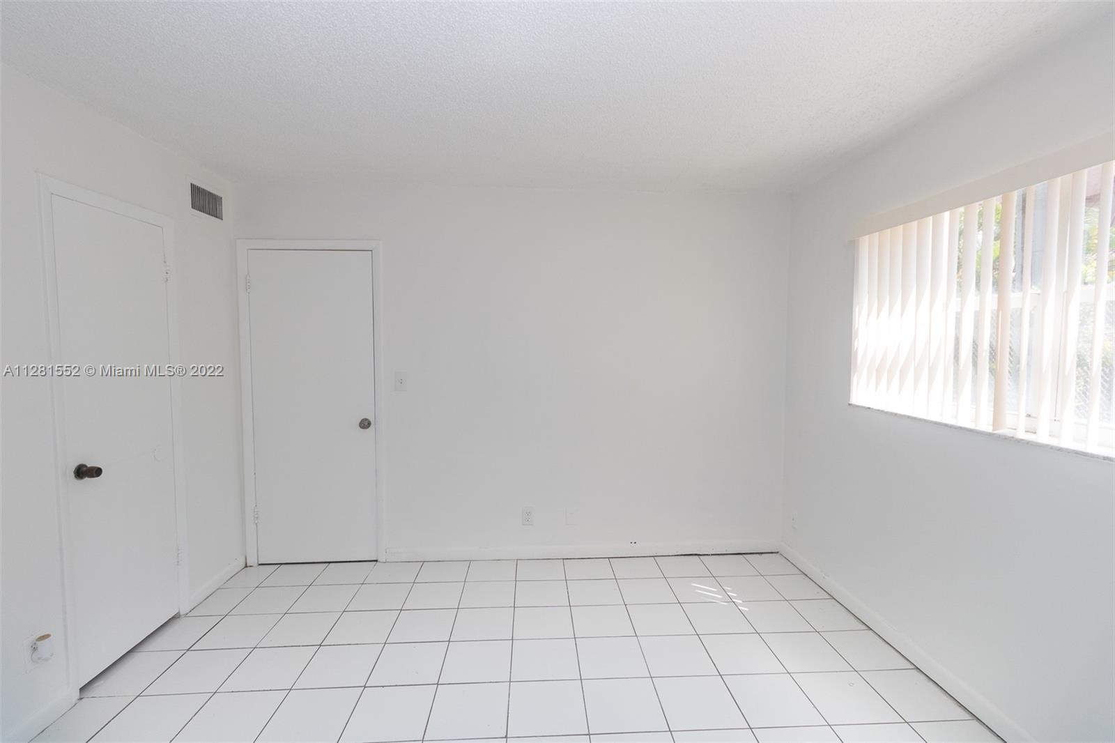 LA SALLE PARK CONDO - Residential