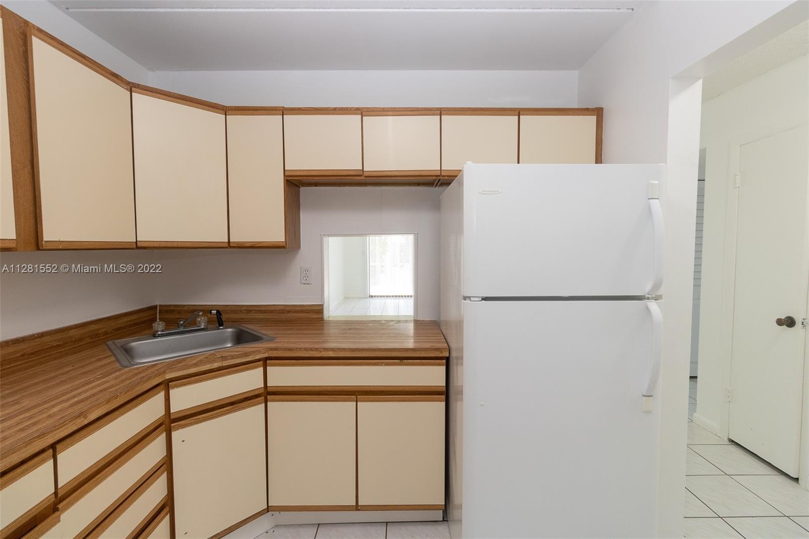 LA SALLE PARK CONDO - Residential