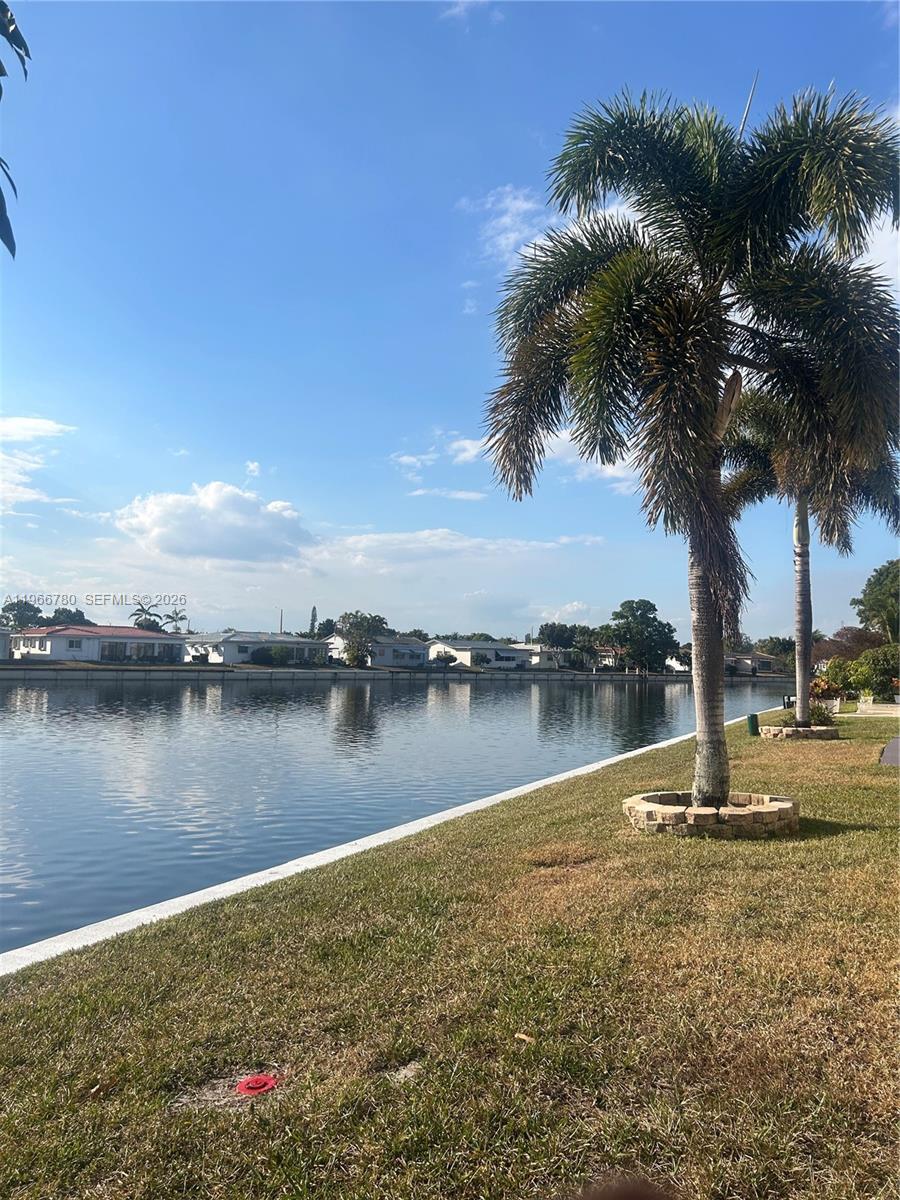MAINLANDS OF TAMARAC LAKE - Residential