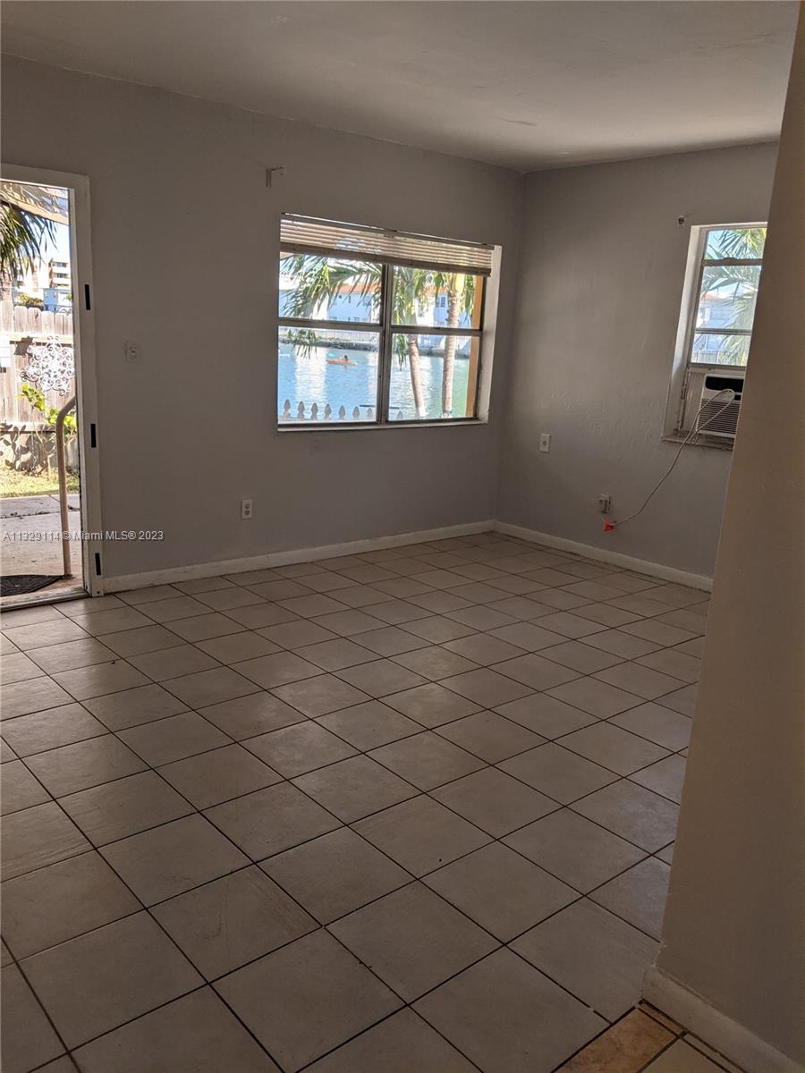 BISCAYNE BEACH RESUB - Residential Lease