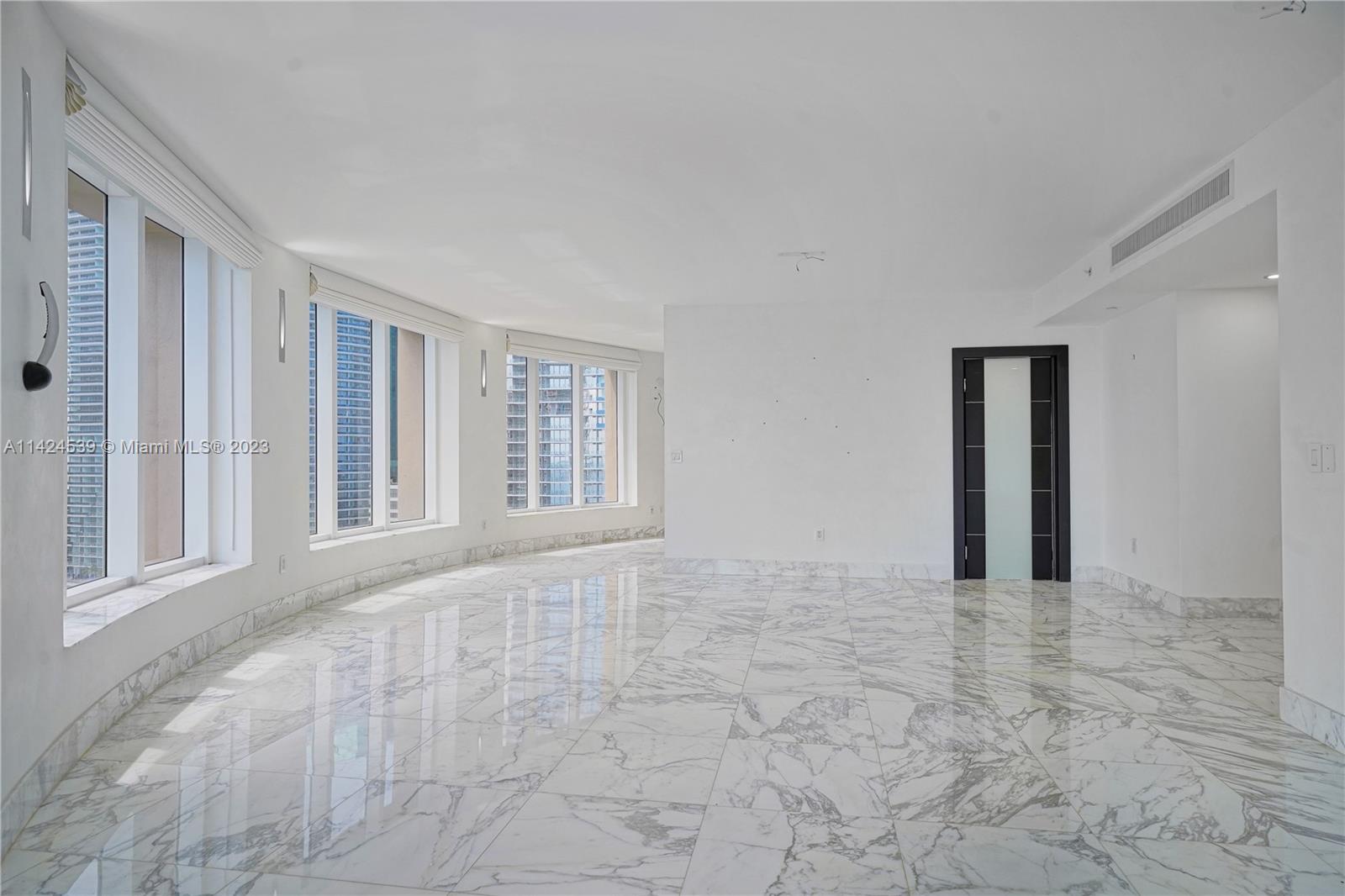 CARBONELL CONDO - Residential Lease