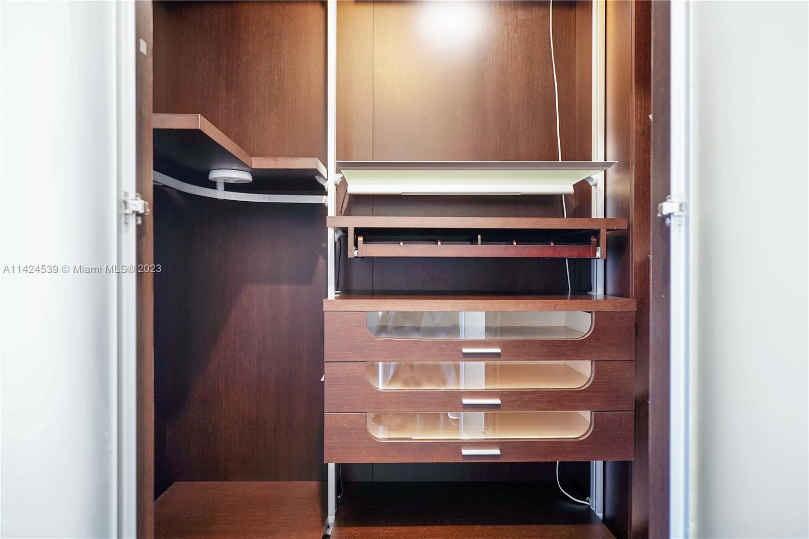 CARBONELL CONDO - Residential Lease