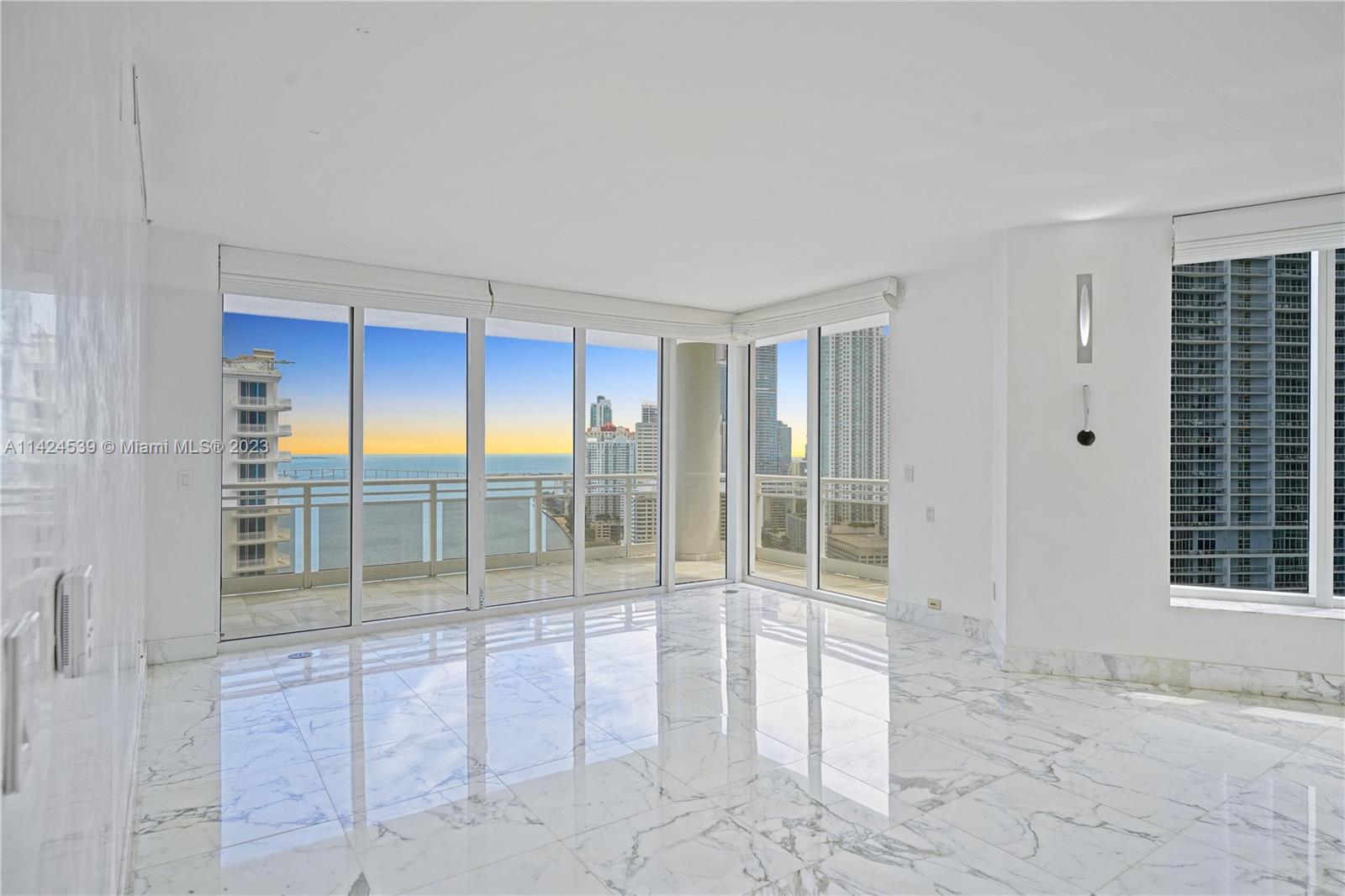 CARBONELL CONDO - Residential Lease