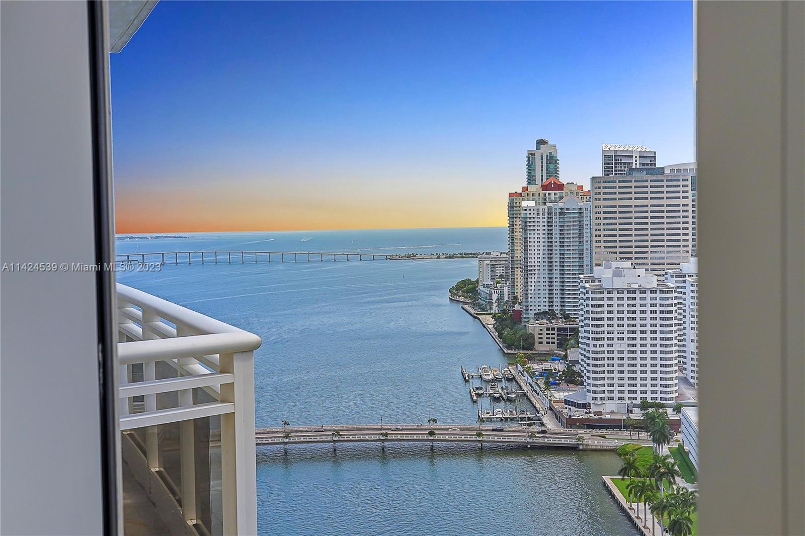 CARBONELL CONDO - Residential Lease
