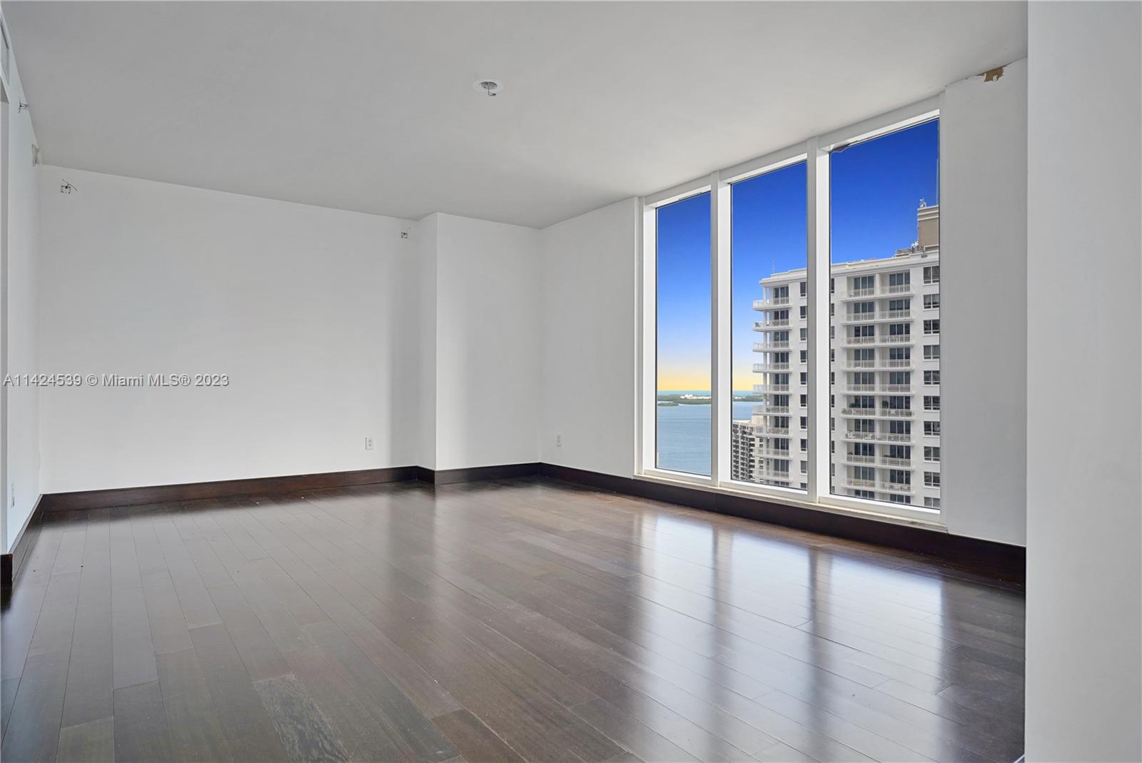 CARBONELL CONDO - Residential Lease